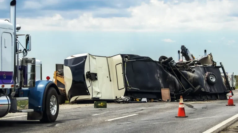 People in Your 5th Wheel While Towing